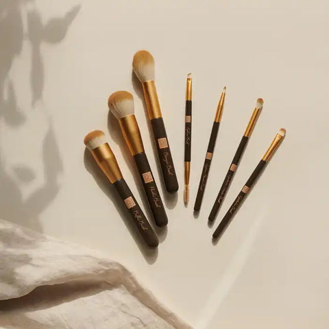 Trousse de pinceaux de maquillage professionnels Silver Ionic – 7 pièces, végane et antibactérienne pour cosmétiques décoratifs