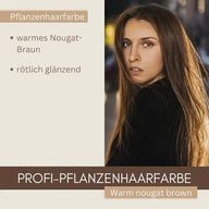 Frau mit langen, warm nougatbraunen, rötlich glänzenden Haaren, Pflanzenhaarfarbe Werbung