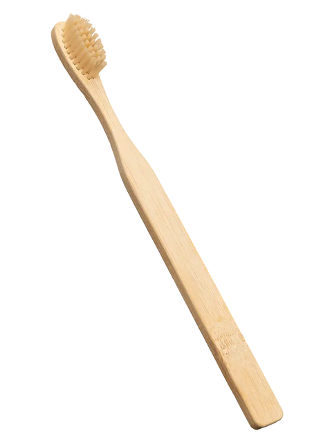 Bambuszahnbürste einzeln, nachhaltige Zahnbürste aus Holz mit hellen Borsten auf schwarzem Hintergrund
