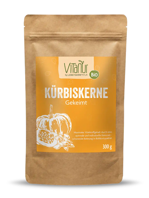 Vitanur Bio Kürbiskerne Gekeimt 300g braune Tüte, orange Etikett mit Kürbis Illustration