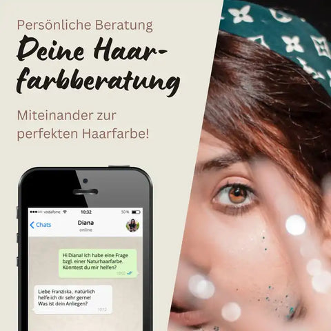 Persönliche Haarfarbberatung, WhatsApp-Chat auf Smartphone, Frau mit braunen Haaren und grünem Haarband