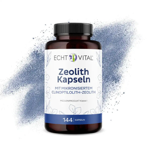 Echt Vital Zeolith Kapseln braune Dose, 144 Kapseln, vor blauem Zeolith-Pulver-Hintergrund