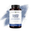 Echt Vital Zeolith Pulver 180g Flasche vor Zeolith-Pulver-Hintergrund, Clinoptilolith-Produkt